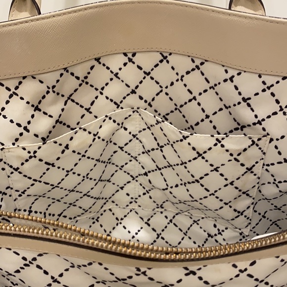 Kate Spade ♠️ New York Cream Shoulder/Tote Bag Ariel Cove Street Ostrichegg EUC - Picture 10 of 16